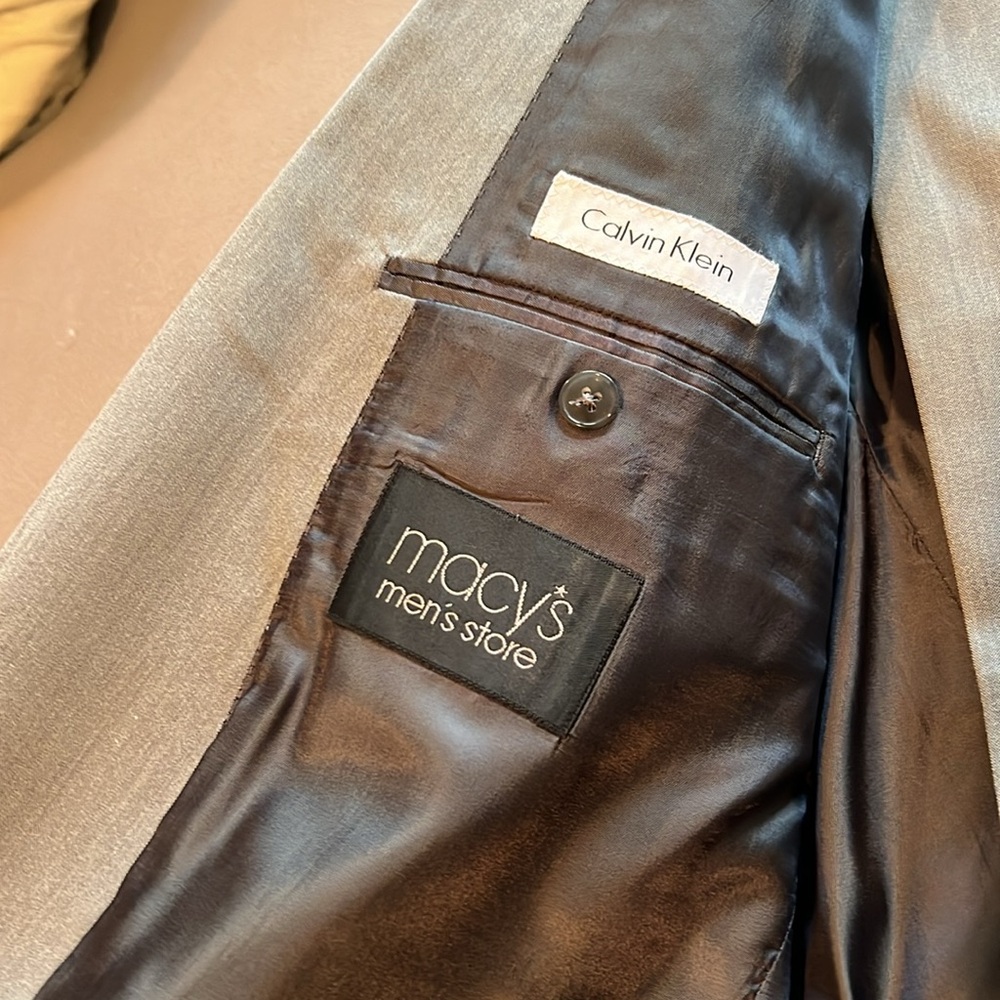 Calvin Klein men’s suit 44R - Picture 2 of 8